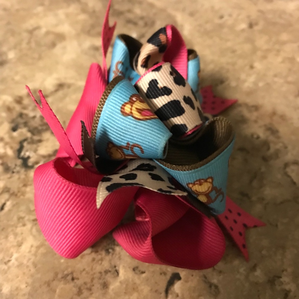 Wild Boutique Hair Bow